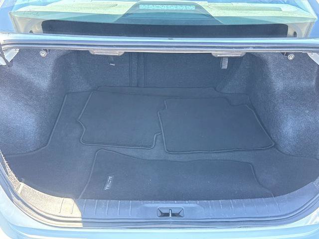 Used 2025 Nissan Altima 2.5 SV FWD image 7