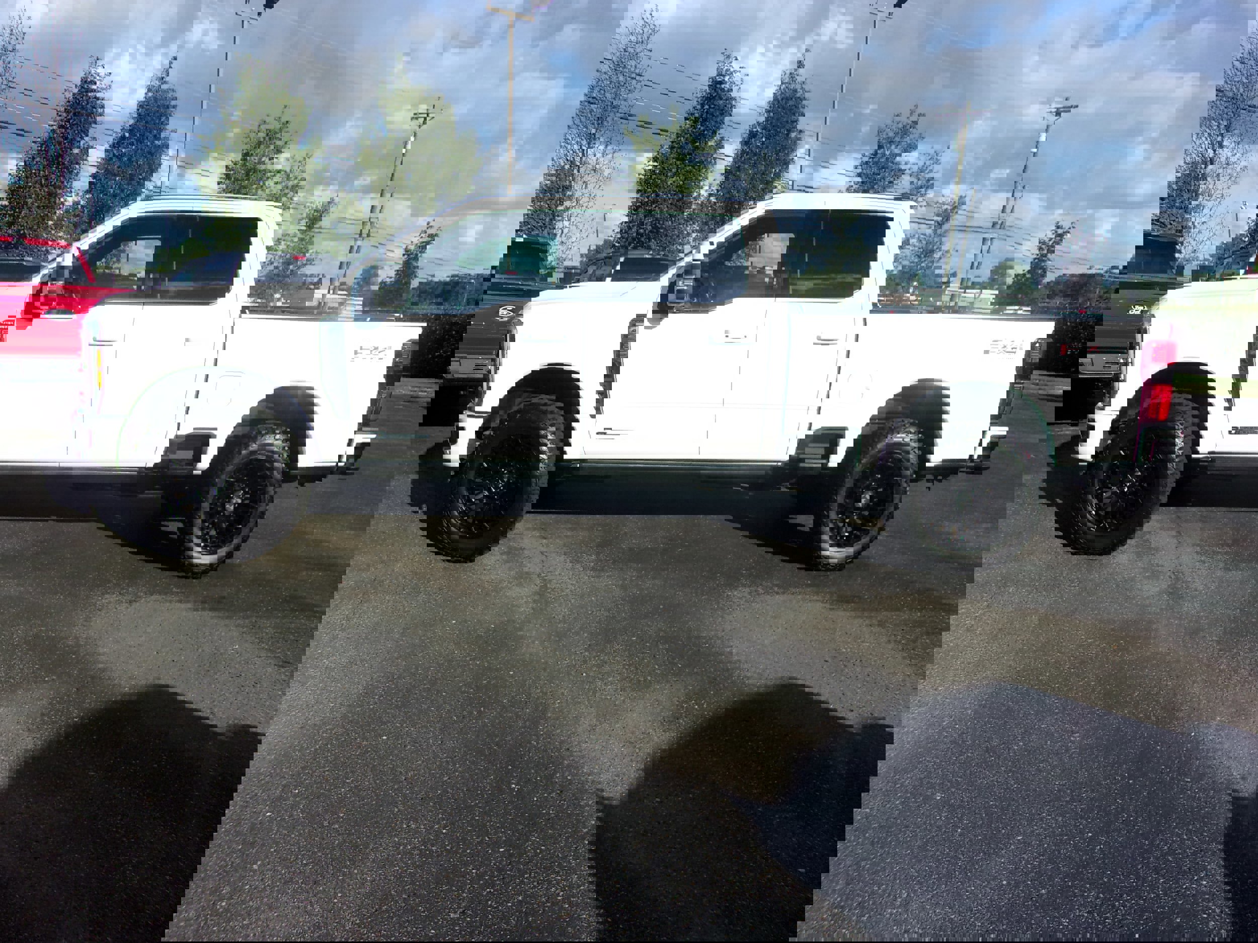 Certified 2024 Ford F250 Platinum image 2