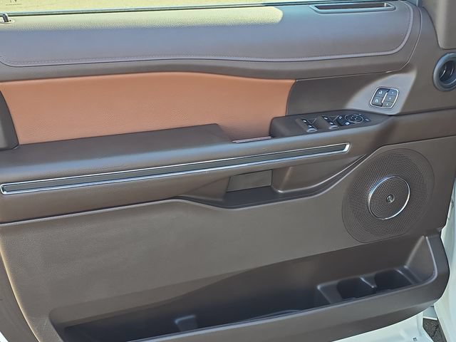Certified 2023 Ford Expedition King Ranch AWD/4WD image 9