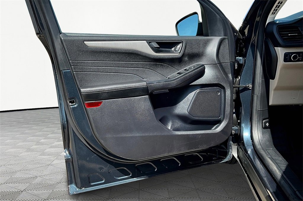 Certified 2022 Ford Escape SE w/ Convenience Package image 23