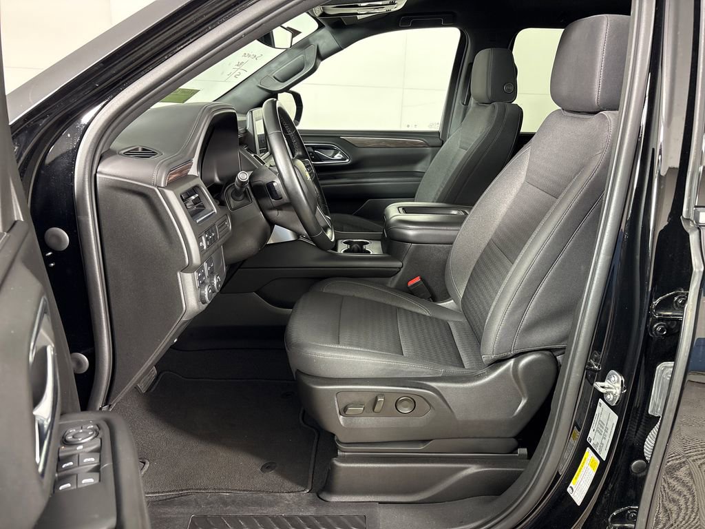Used 2023 Chevrolet Suburban LS AWD/4WD image 26