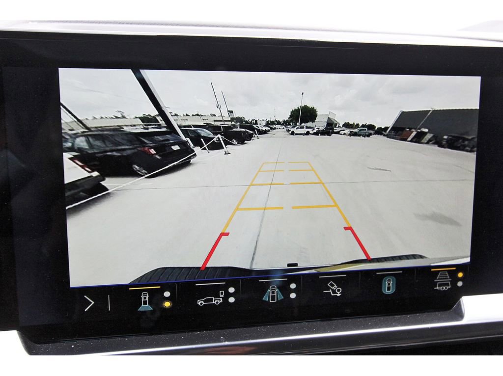 Used 2024 Chevrolet Silverado 2500 High Country w/ High Country Premium Package image 26