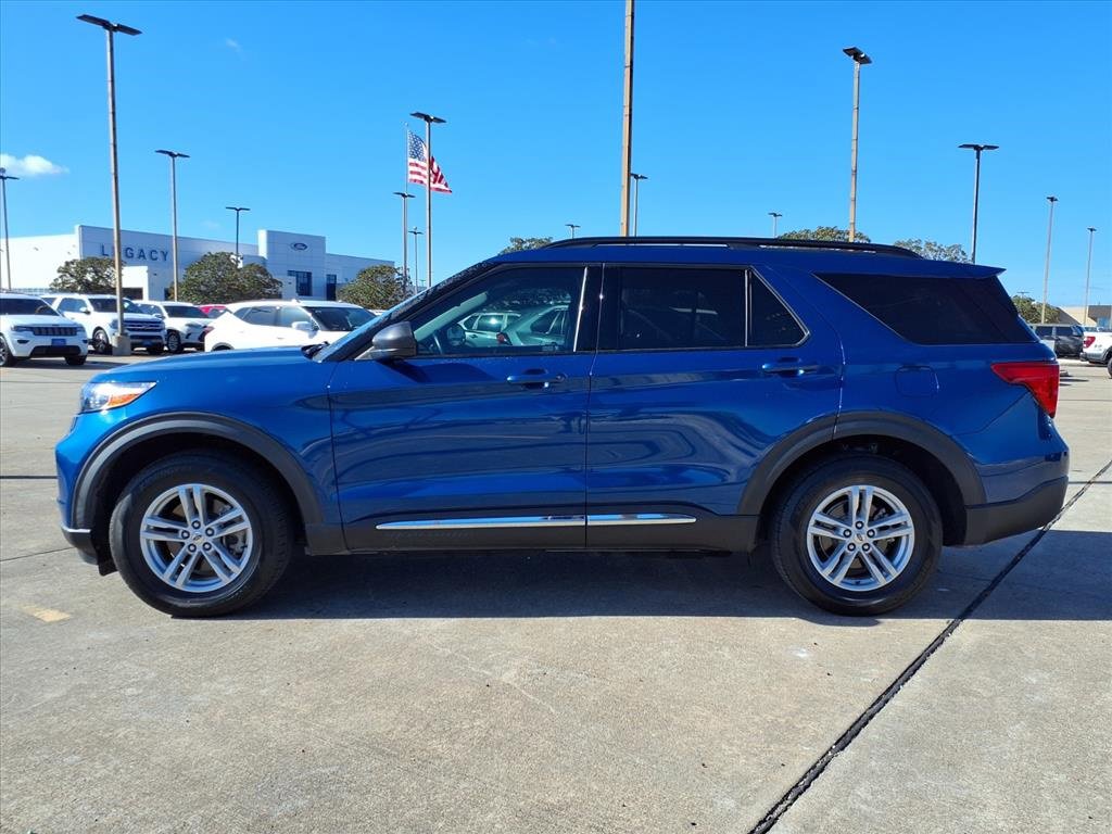 Certified 2020 Ford Explorer XLT w/ Equipment Group 202A image 25