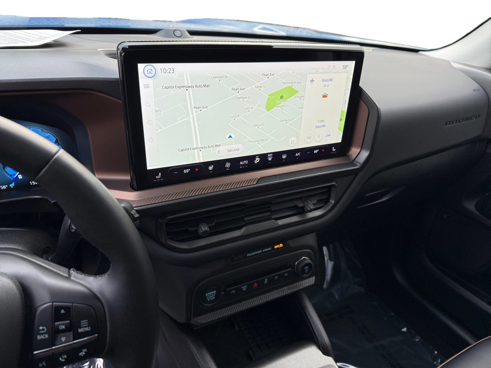 Certified 2025 Ford Bronco Sport Outer Banks w/ Outer Banks Tech Package+ image 12