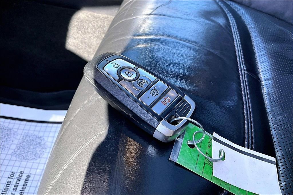 Certified 2021 Ford Explorer Platinum w/ Equipment Group 601A image 12