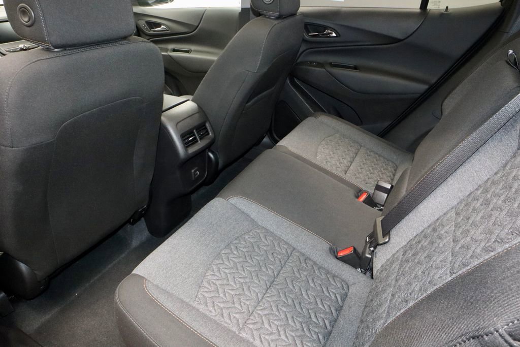 Used 2024 Chevrolet Equinox LT w/ LPO, Floor Liner Package image 22