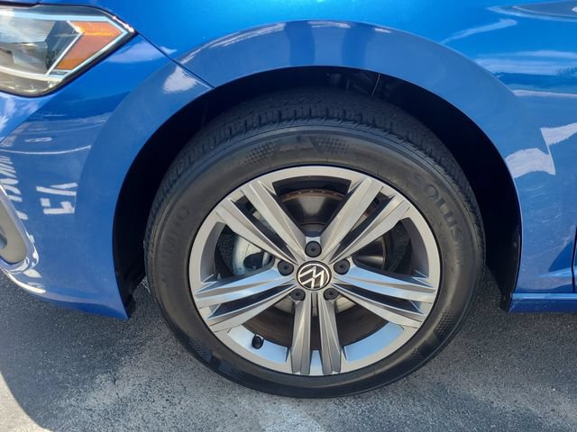 Used 2023 Volkswagen Jetta SE FWD image 9