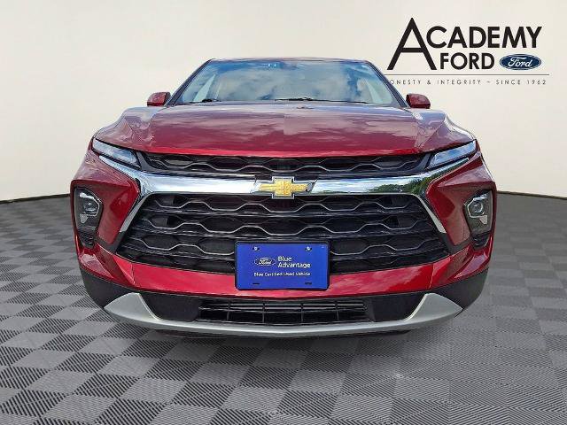Used 2025 Chevrolet Blazer LT AWD/4WD image 2