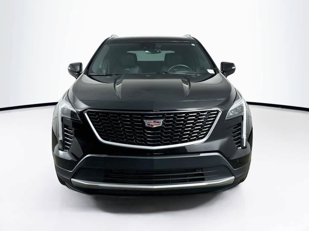 Used 2023 Cadillac XT4 Premium Luxury w/ Technology Package FWD image 6