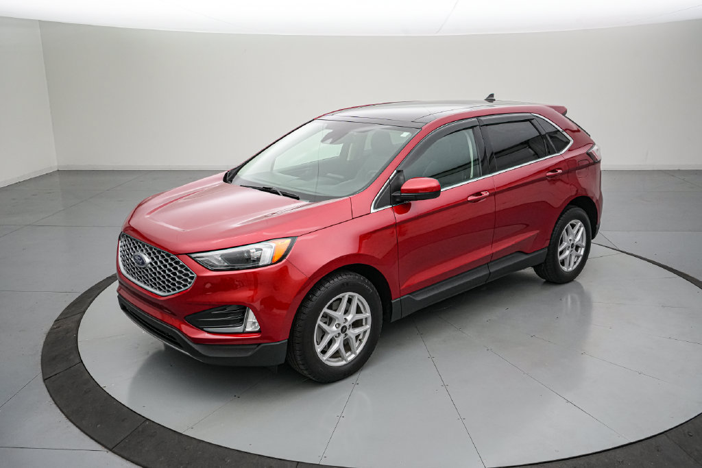 Certified 2024 Ford Edge SEL w/ Convenience Package AWD/4WD image 8