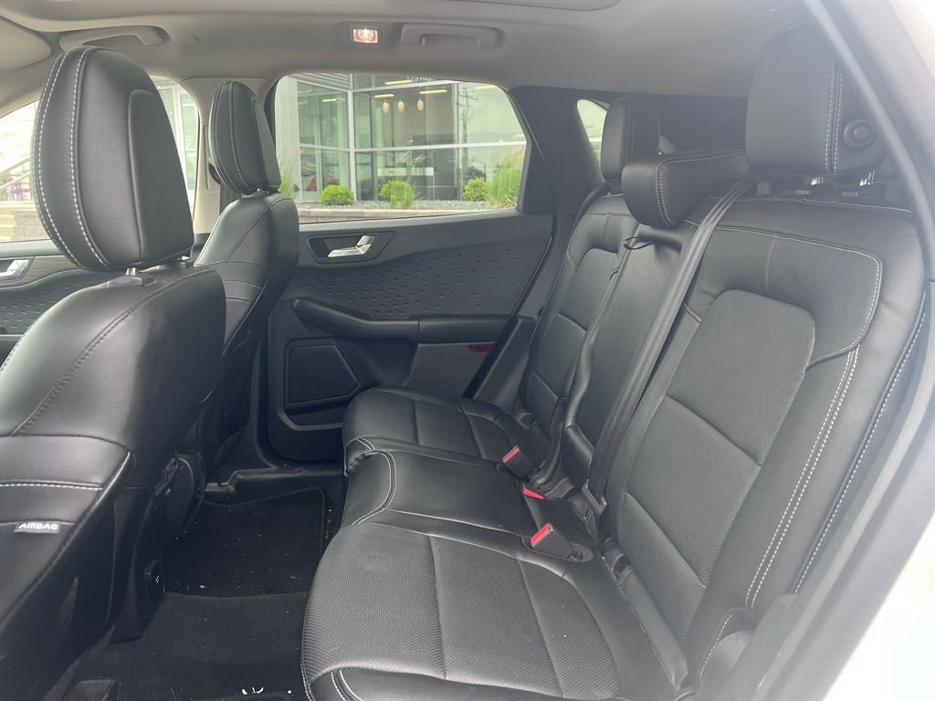 Certified 2020 Ford Escape Titanium FWD image 13