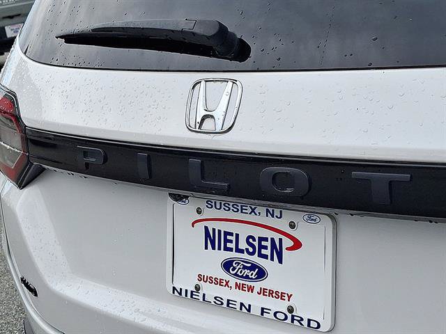 Used 2025 Honda Pilot TrailSport image 24