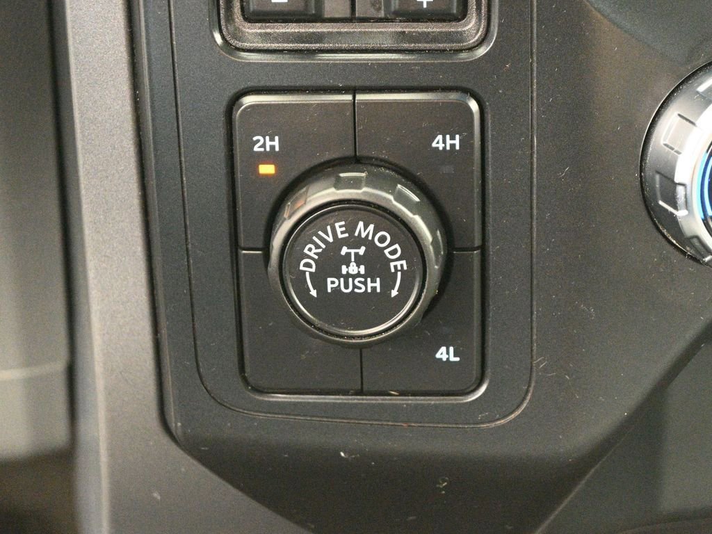 Certified 2022 Ford F150 XLT w/ Equipment Group 302A High image 47