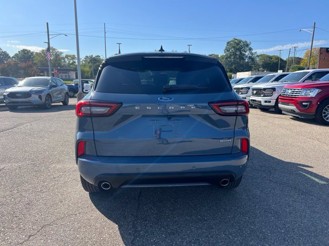 Certified 2024 Ford Escape ST-Line w/ Tech Pack #1 AWD/4WD image 5