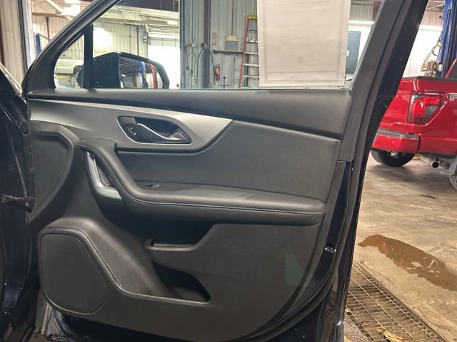 Used 2020 Chevrolet Blazer LT FWD image 19