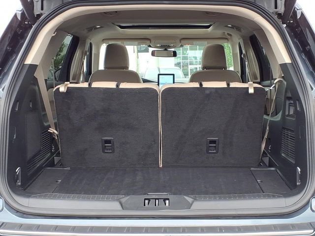 Certified 2024 Ford Explorer Limited w/ Limited Technology Package AWD/4WD image 9