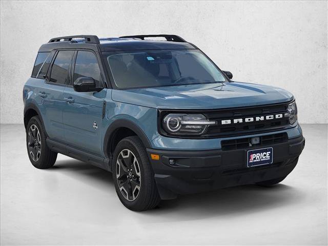 Certified 2023 Ford Bronco Sport Outer Banks w/ Tech Package AWD/4WD image 3