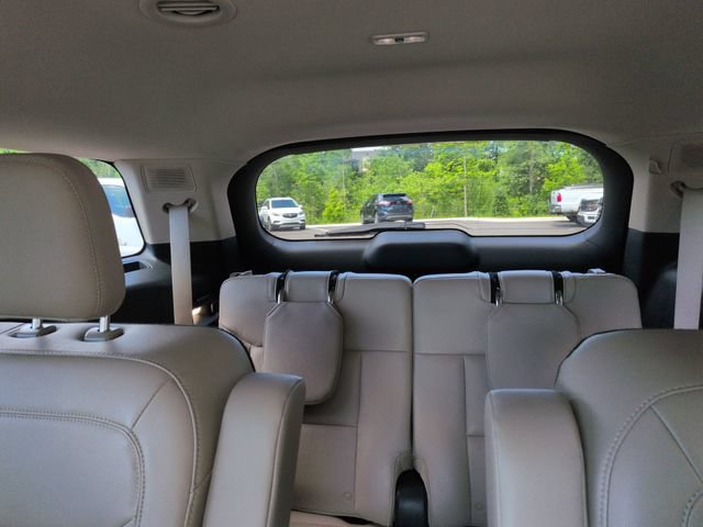 Certified 2023 Ford Explorer Limited w/ Equipment Group 301A AWD/4WD image 28