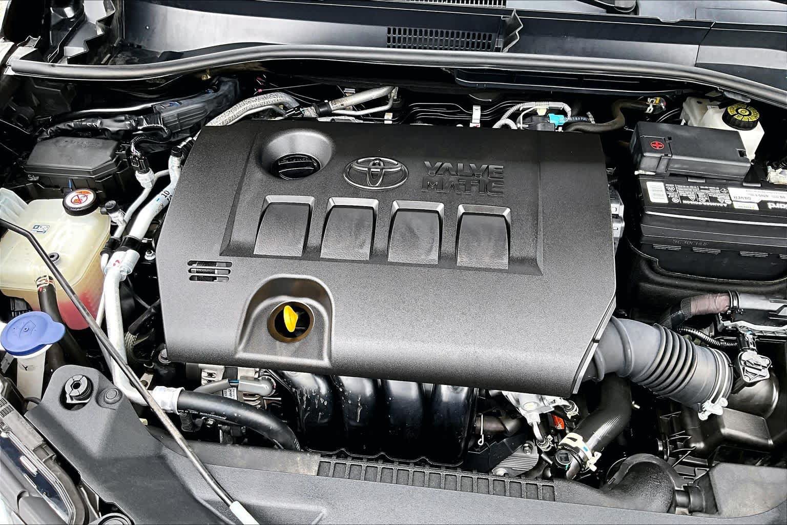 Used 2022 Toyota C-HR XLE FWD image 33