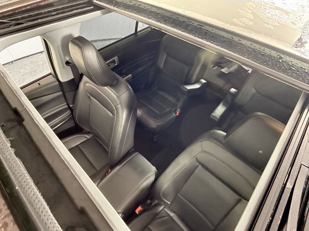 Certified 2023 Ford Explorer Limited w/ Limited Technology Package image 23