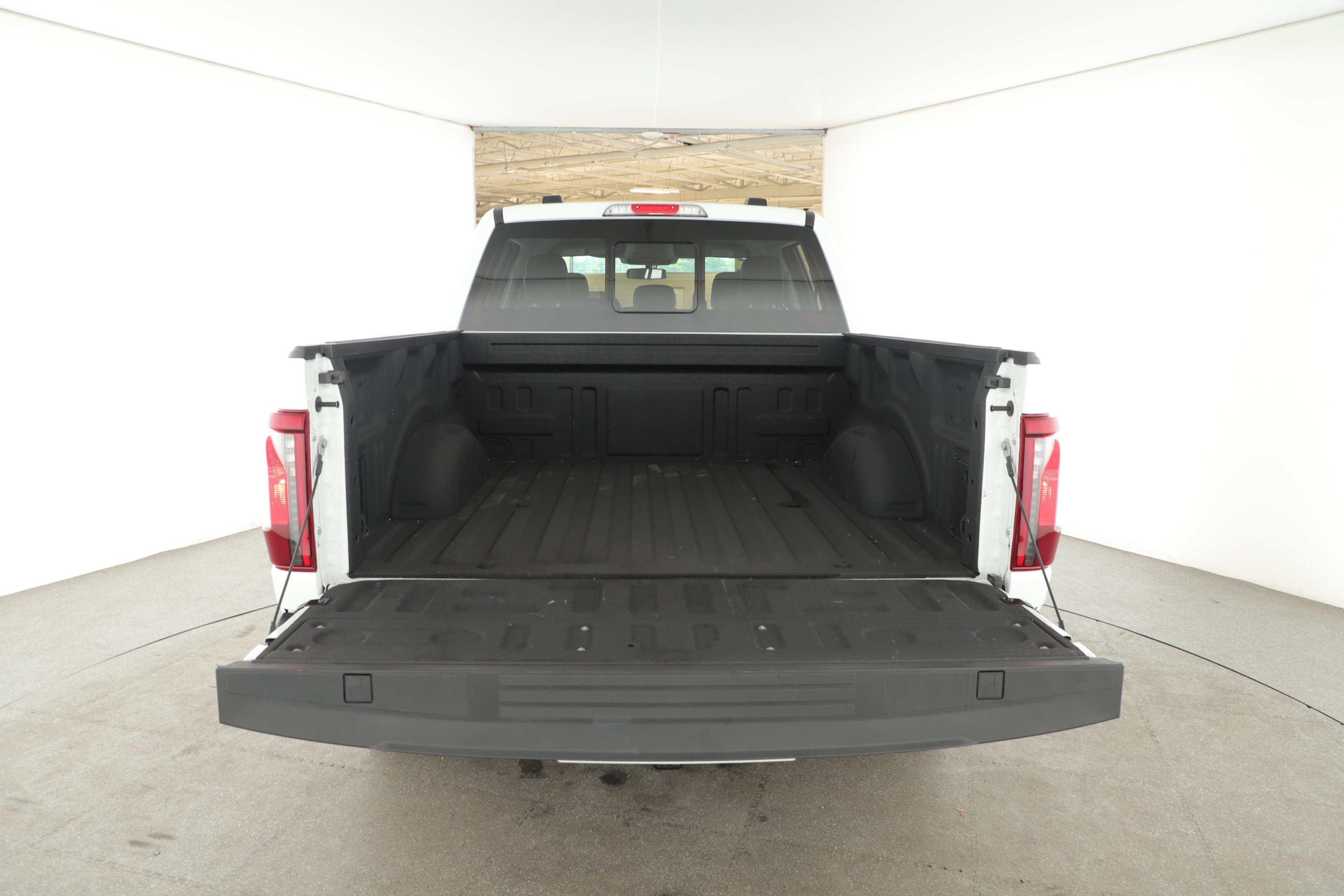 Certified 2024 Ford F150 XLT w/ Equipment Group 302A MID image 5