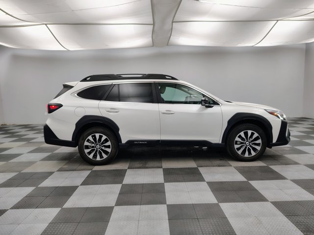 Used 2024 Subaru Outback Limited AWD/4WD image 12