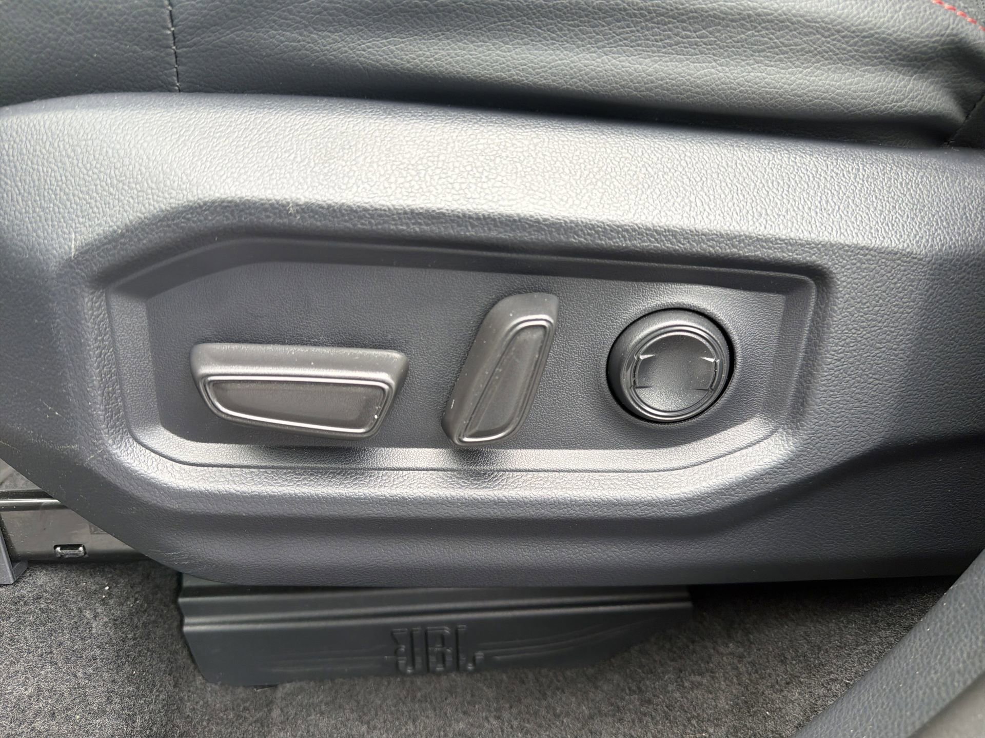 Used 2025 Toyota Sequoia TRD Pro AWD/4WD image 21