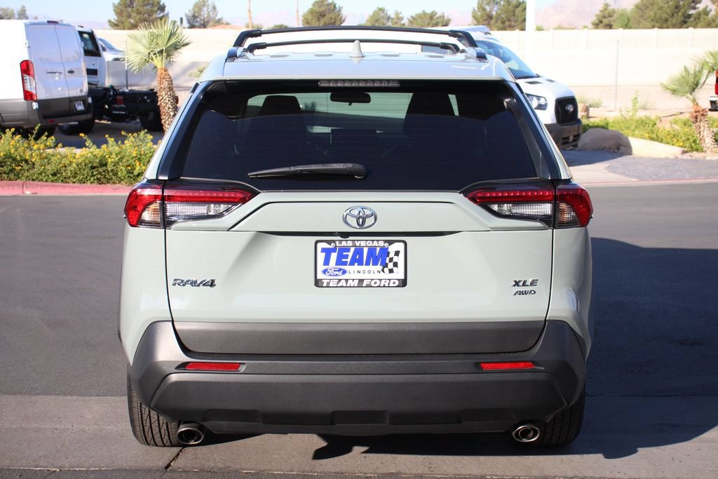 Used 2023 Toyota RAV4 XLE AWD/4WD image 7