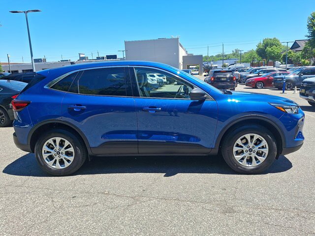 Certified 2023 Ford Escape Active AWD/4WD image 17