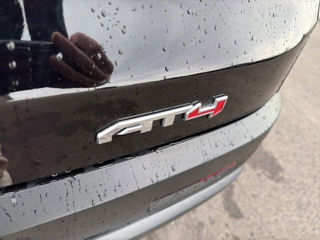 Used 2023 GMC Acadia AT4 w/ Technology Package image 10