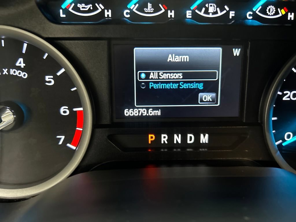 Certified 2021 Ford F250 XLT w/ XLT Premium Package AWD/4WD image 16