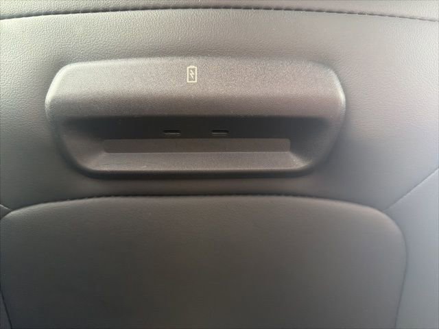 Certified 2025 Ford Expedition Max Platinum w/ Driver's Package image 30