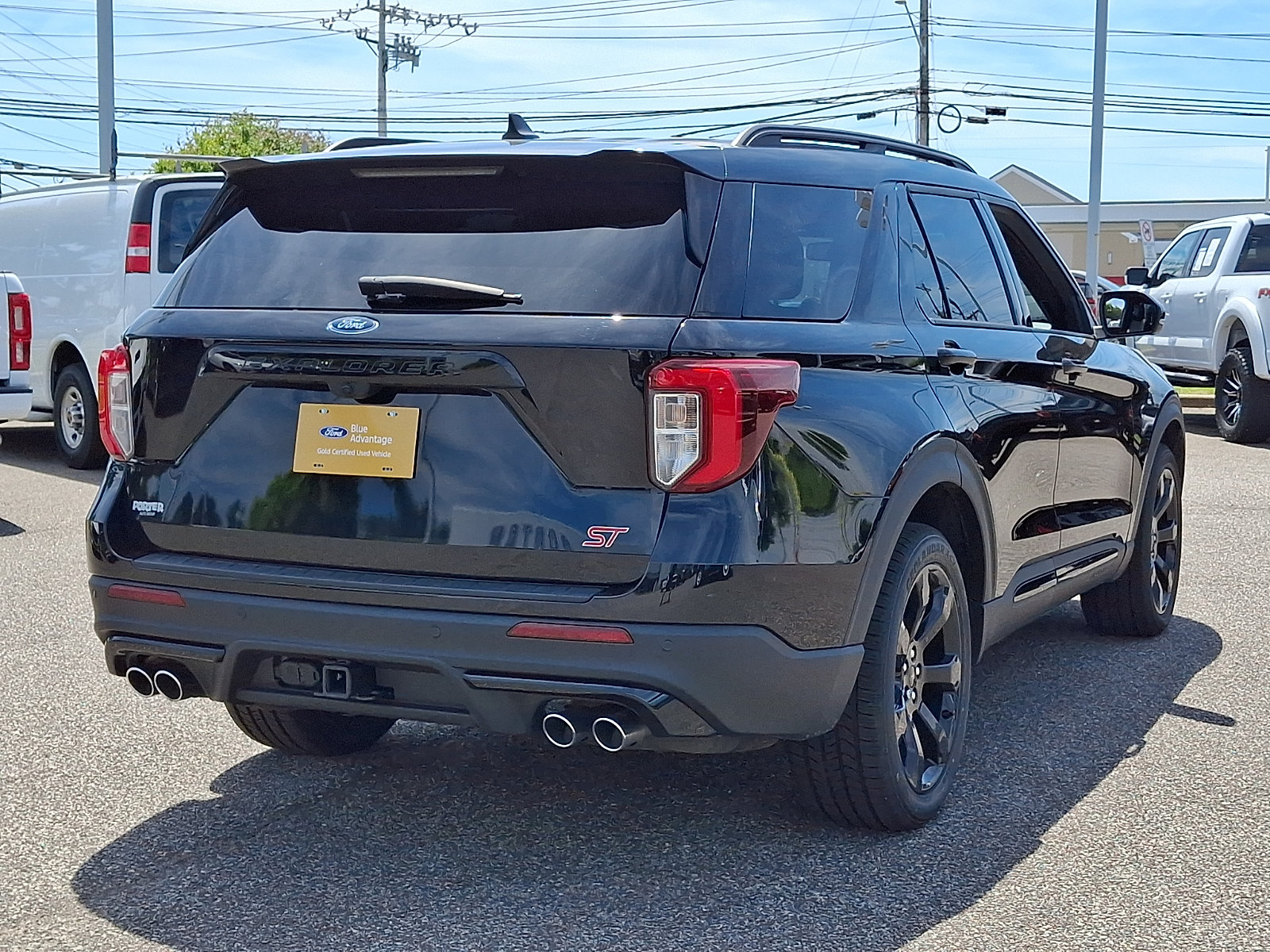 Certified 2023 Ford Explorer ST w/ Equipment Group 401A AWD/4WD image 10