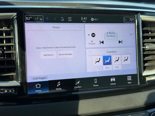 Used 2024 Chrysler Pacifica Touring-L FWD image 17