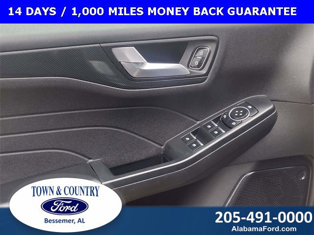 Certified 2023 Ford Escape ST-Line w/ Tech Pack #1 image 17