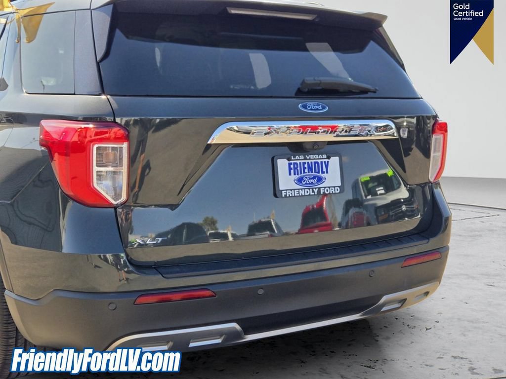 Certified 2023 Ford Explorer XLT w/ Equipment Group 202A RWD image 5
