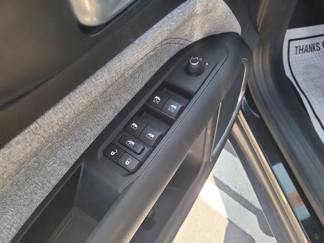 Used 2025 Jeep Compass Sport AWD/4WD image 11