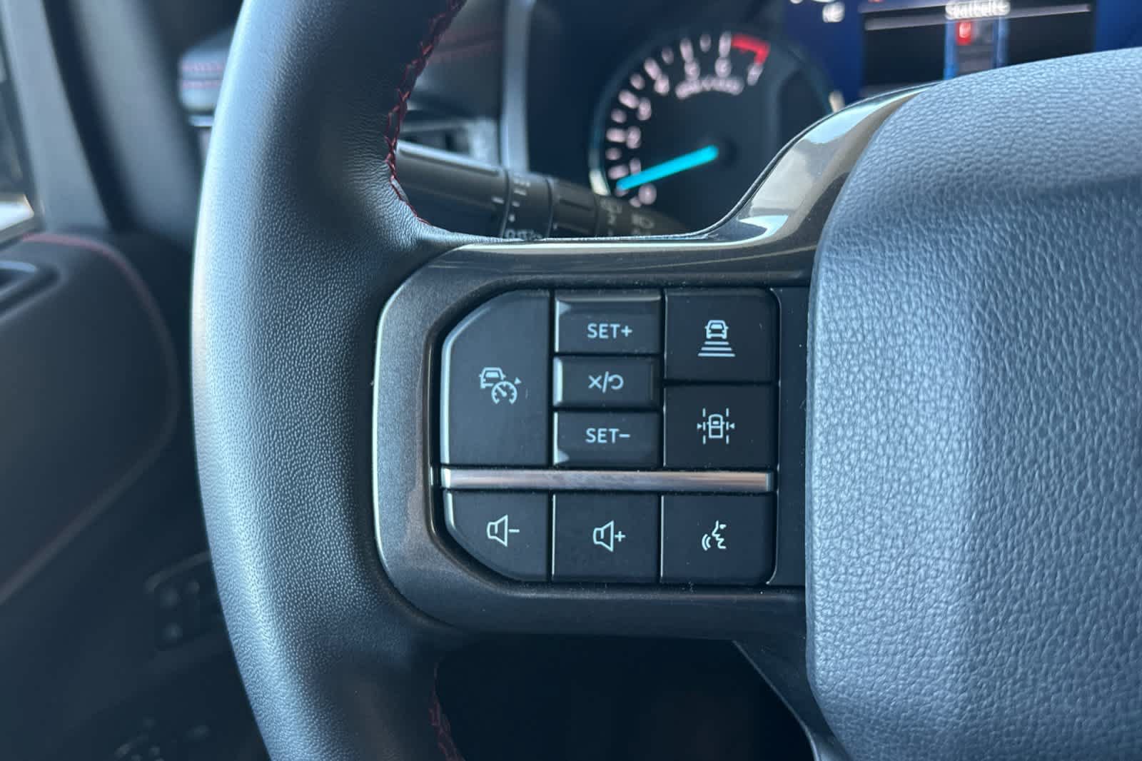 Certified 2023 Ford Expedition Limited AWD/4WD image 29