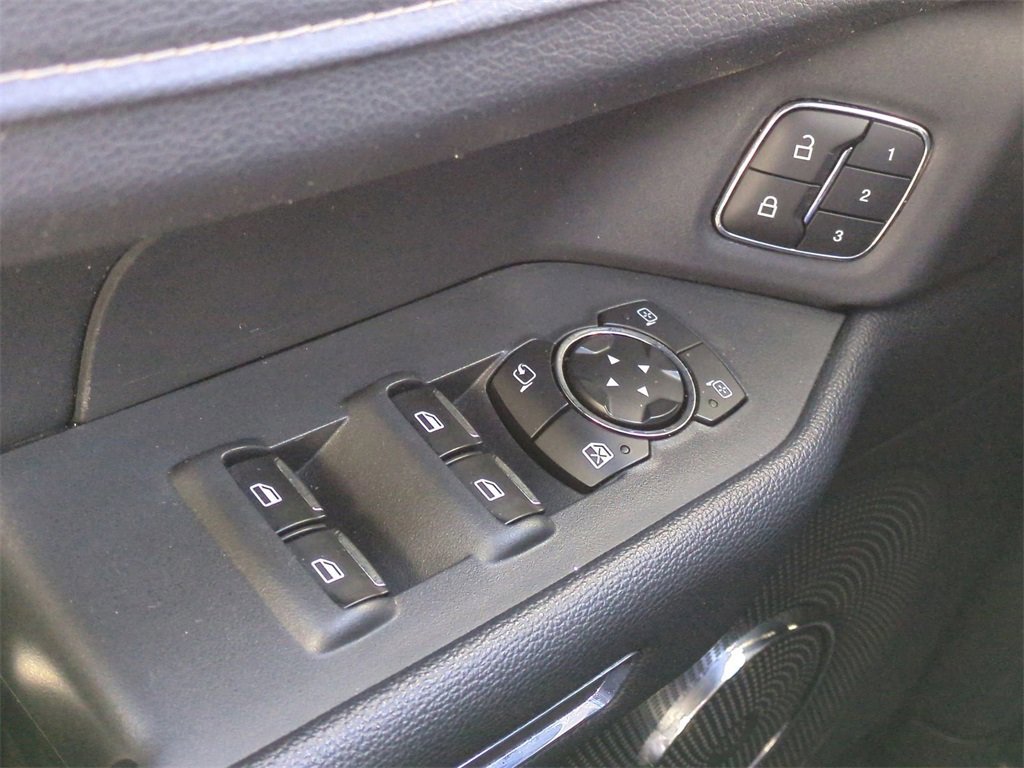 Certified 2024 Ford Expedition XLT image 24