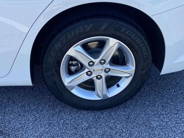 Used 2024 Chevrolet Malibu LT FWD image 9