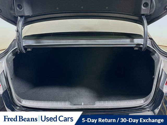 Used 2024 Hyundai Elantra SEL image 28