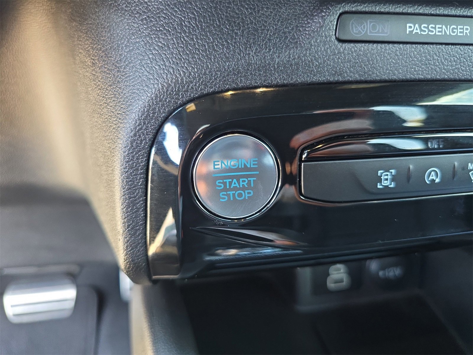 Certified 2024 Ford Escape ST-Line w/ Tech Pack #1 image 23