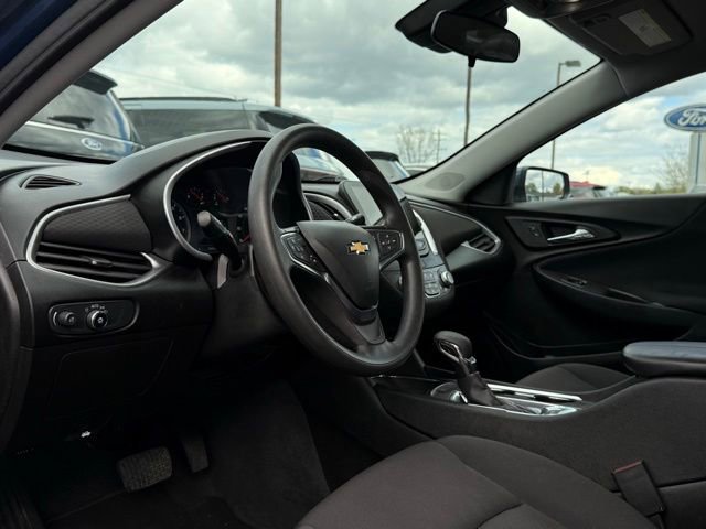 Used 2024 Chevrolet Malibu LT FWD image 7