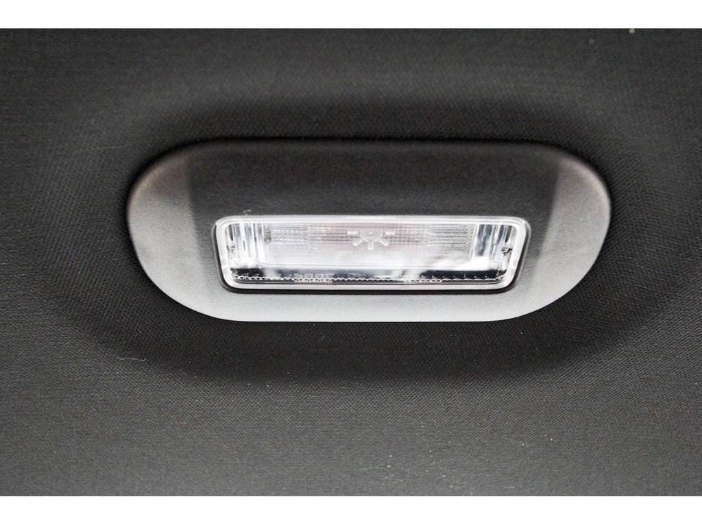 Used 2022 RAM 1500 Limited AWD/4WD image 15