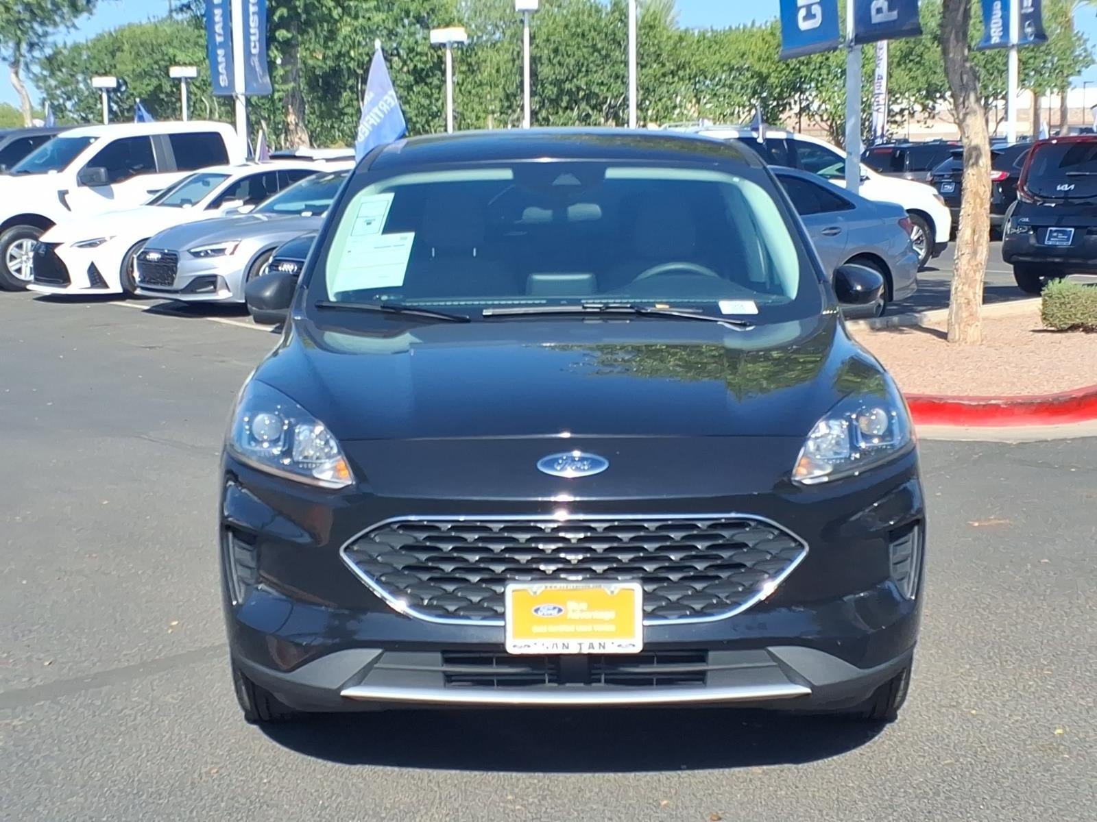 Certified 2022 Ford Escape SE FWD image 2