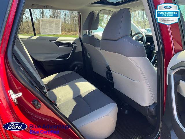 Used 2022 Toyota RAV4 XLE w/ Convenience Package AWD/4WD image 21