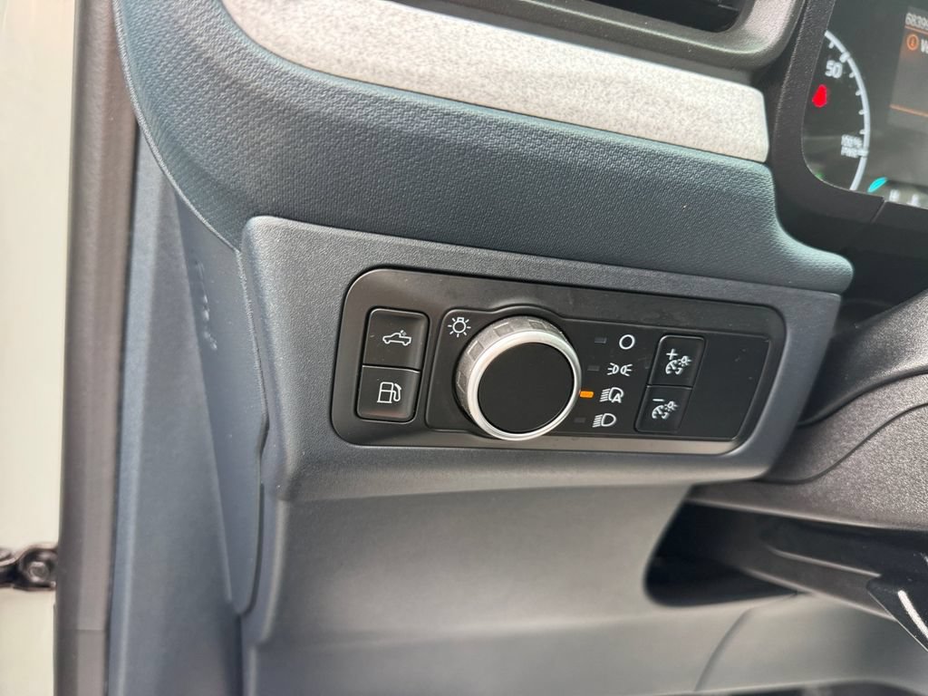 Certified 2024 Ford Maverick XLT w/ XLT Luxury Package FWD image 39