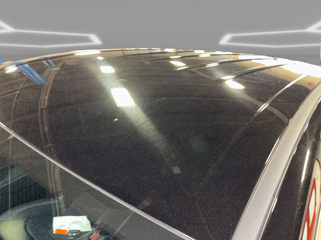 Used 2025 Chrysler Pacifica Select image 16