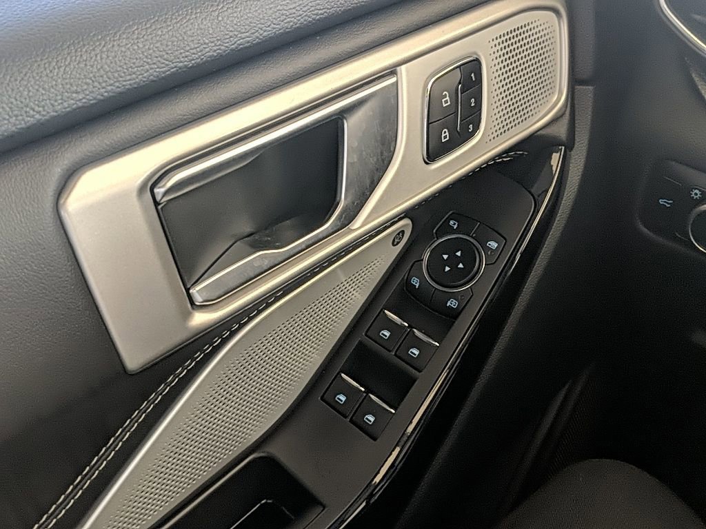 Certified 2024 Ford Explorer ST w/ Equipment Group 401A AWD/4WD image 29