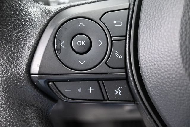 Used 2025 Toyota RAV4 LE FWD image 17